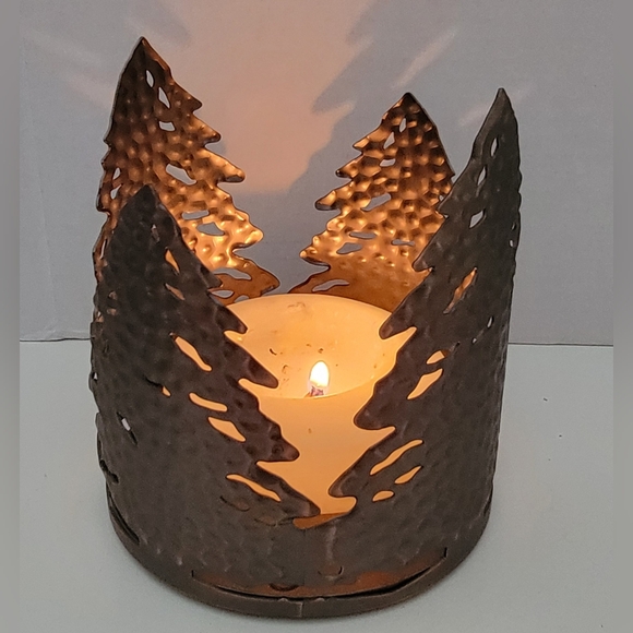 Bath &Body Works Bronze Metal Cutout Design Candle Holder Evergreens Pre-owned - Picture 2 of 10